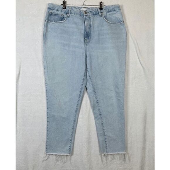 Good American Jeans The Weekender Boyfriend Raw Hem Light wash Size 14 - Picture 1 of 13